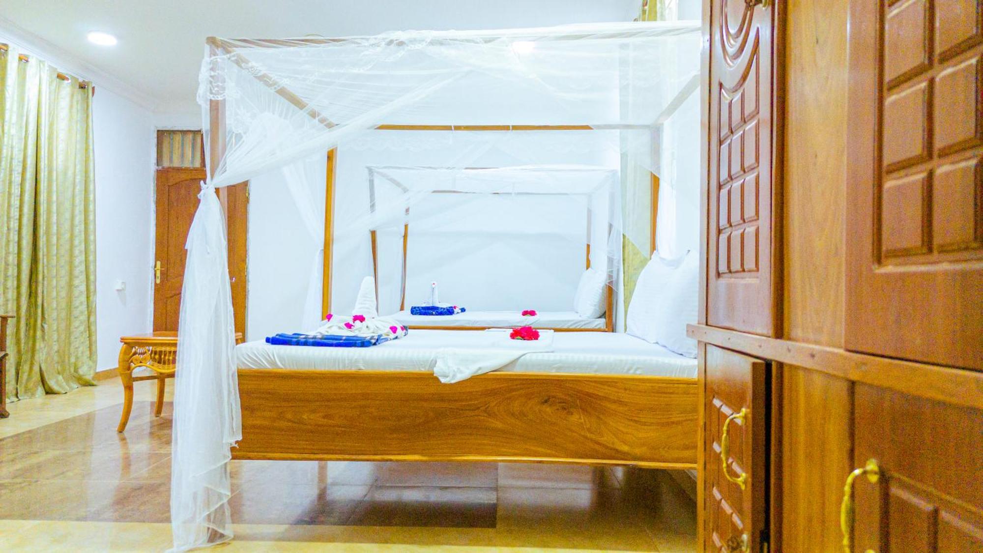 Sands Inn Hotel بواني ماكهانجاني المظهر الخارجي الصورة