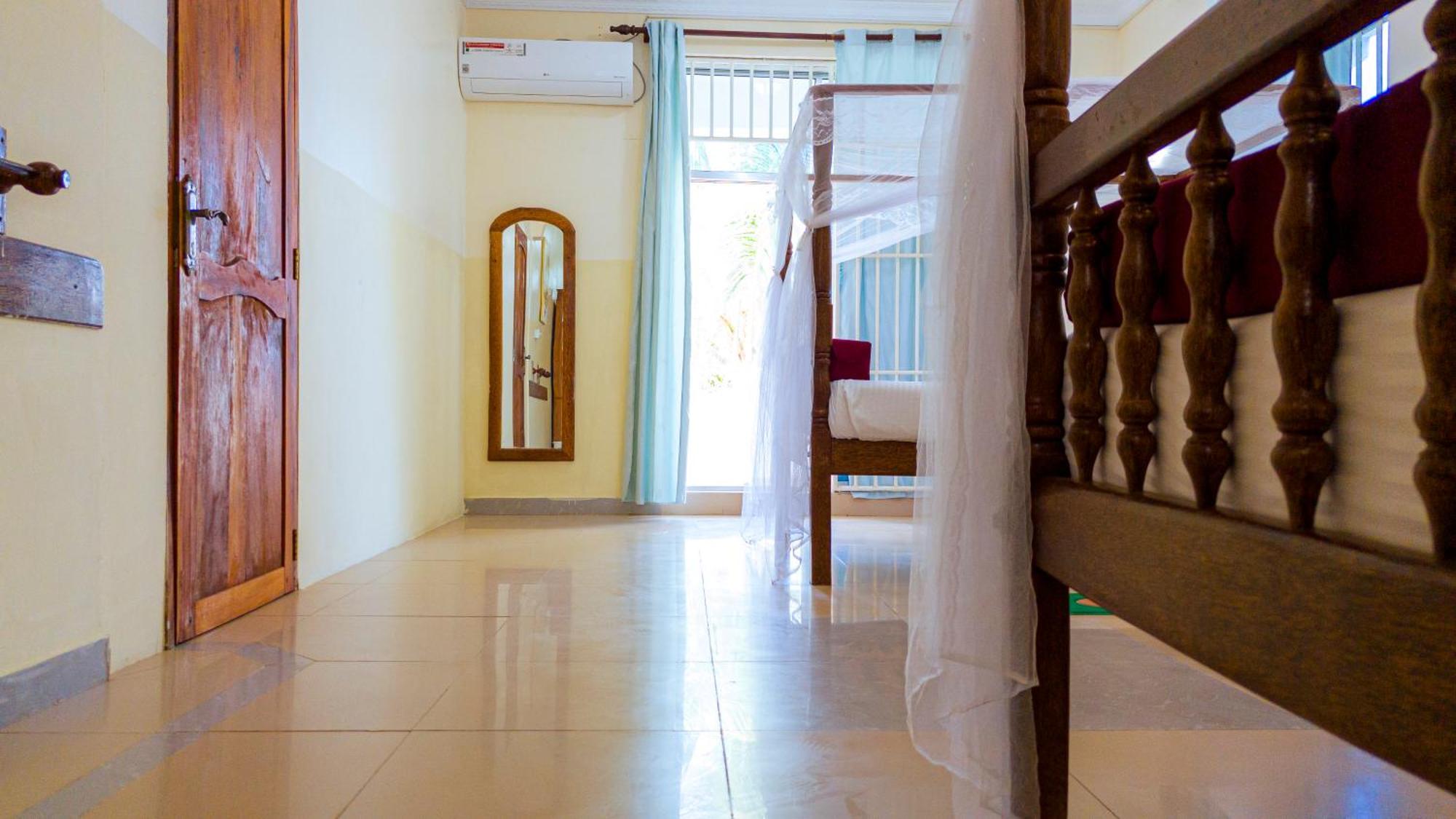 Sands Inn Hotel بواني ماكهانجاني المظهر الخارجي الصورة