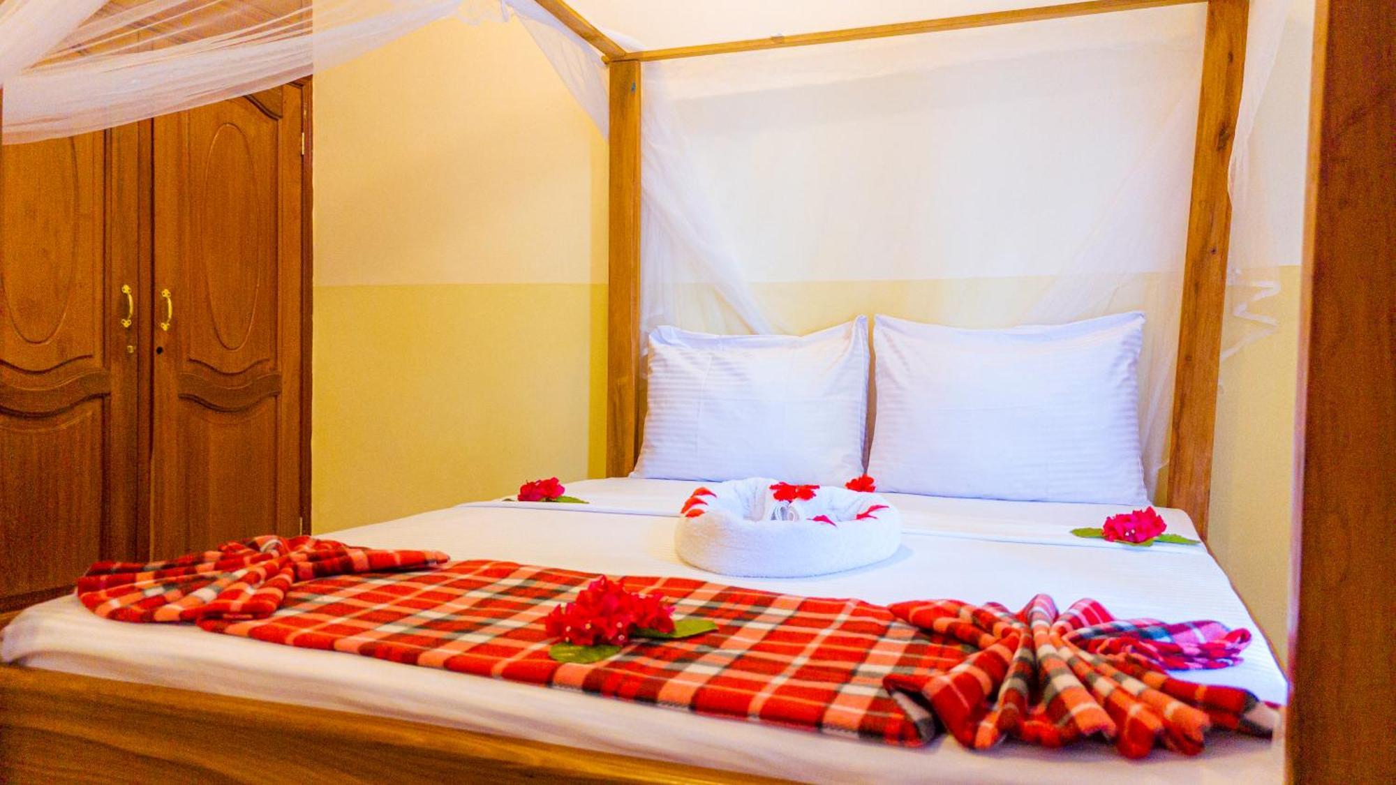 Sands Inn Hotel بواني ماكهانجاني المظهر الخارجي الصورة