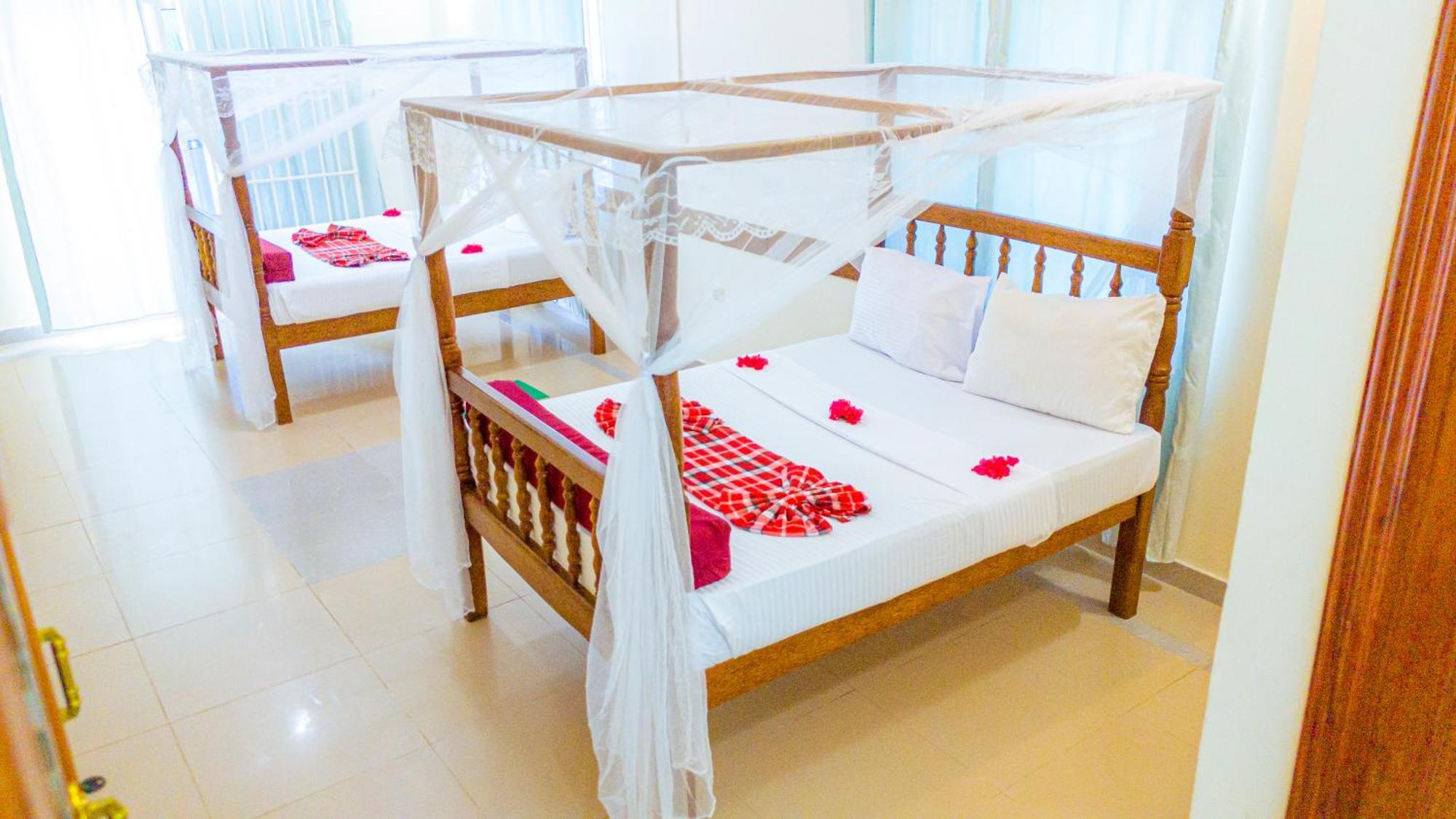 Sands Inn Hotel بواني ماكهانجاني المظهر الخارجي الصورة